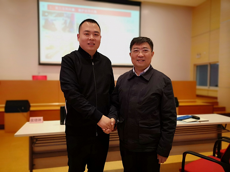 豫商赴滬，共研發(fā)展│許明月董事長參加民建河南省企業(yè)家會員班培訓